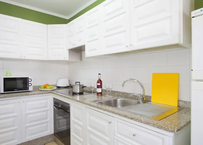 Casa Tingu - 3 Bedroom - Close To Amenities - Great For Families Appartement Puerto del Carmen (Lanzarote)