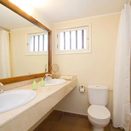 Charming Lanzarote Casa Tingu 3 Bedrooms Heated Private Pool Centre Of Puerto Del Carmen