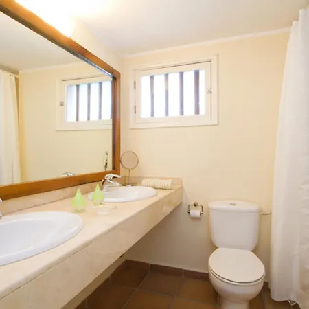 Apartment Casa Tingu - 3 Bedroom - Close To Amenities - Great For Families *