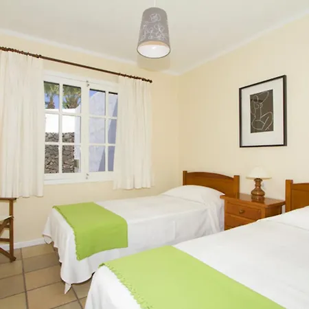 Charming Lanzarote Casa Tingu 3 Bedrooms Heated Private Pool Centre Of Puerto Del Carmen